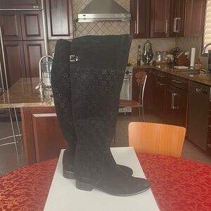 Smalto Black Over the Knee -High  Suede Boots